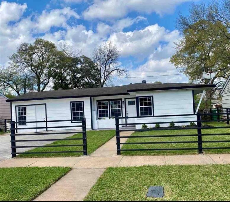 Cozy House Downtown Houston! Villa Екстериор снимка